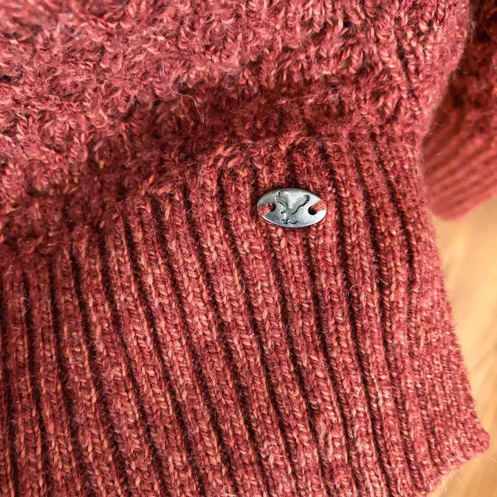 AEO V-Neck Knit Sweater | Sz S